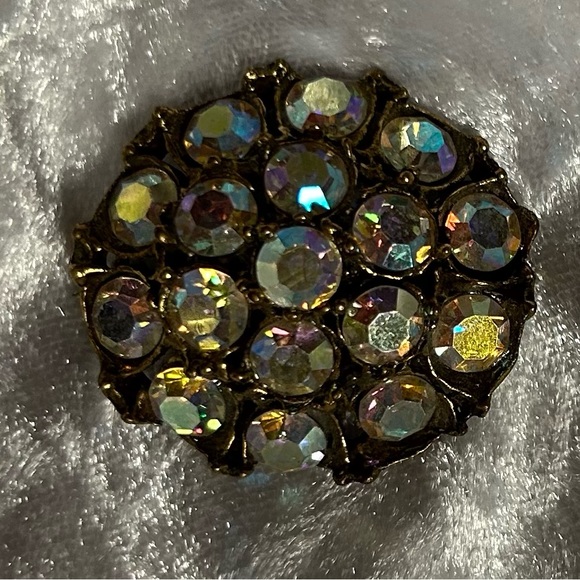 1960’s~ Sparkling Aurora Borealis Cluster Circle Brooch/Pin - Picture 6 of 12